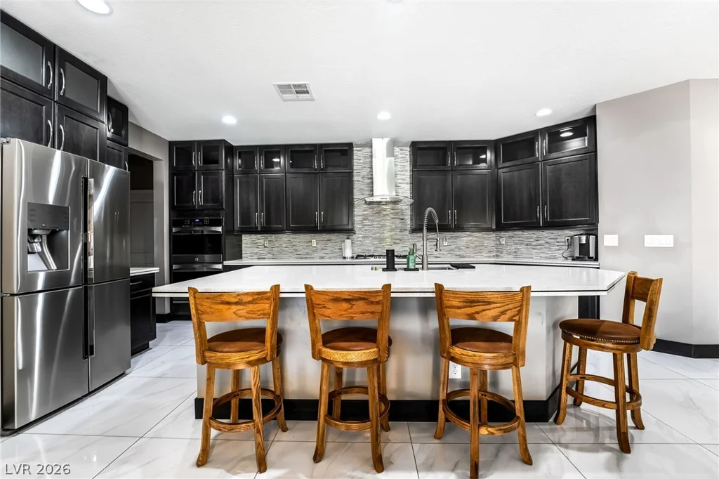 350 Azar Swan, Las Vegas, NV 89183