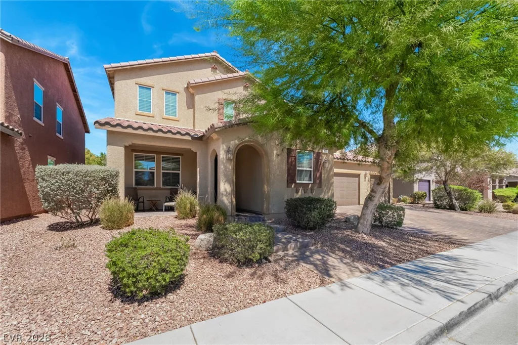 350 Azar Swan, Las Vegas, NV 89183