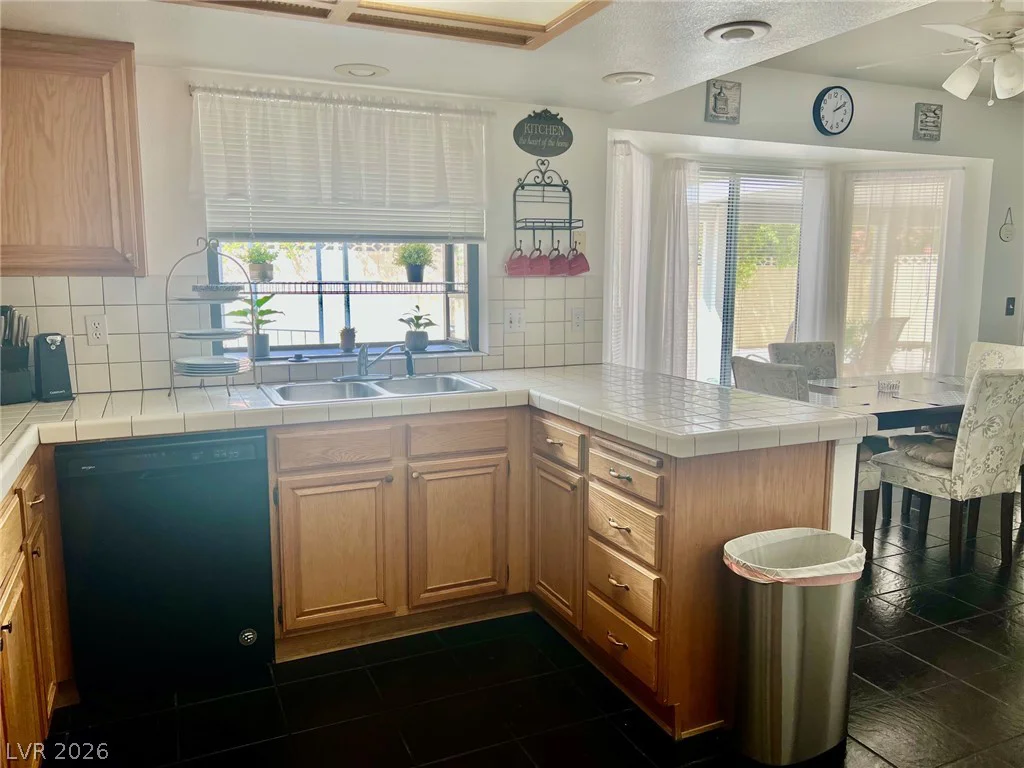 8304 Vibrant, Las Vegas, NV 89117