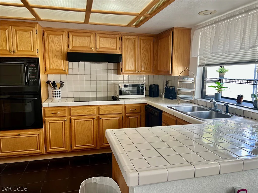 8304 Vibrant, Las Vegas, NV 89117
