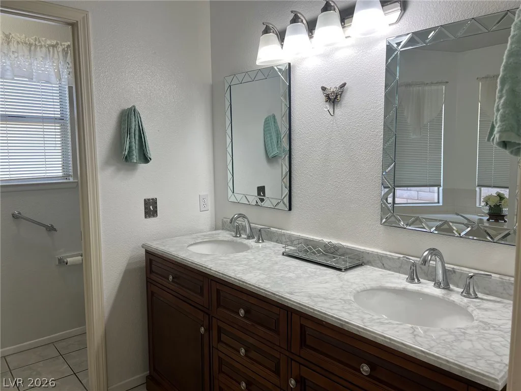 8304 Vibrant, Las Vegas, NV 89117