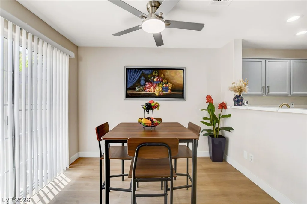 3923 Starfield, Las Vegas, NV 89147