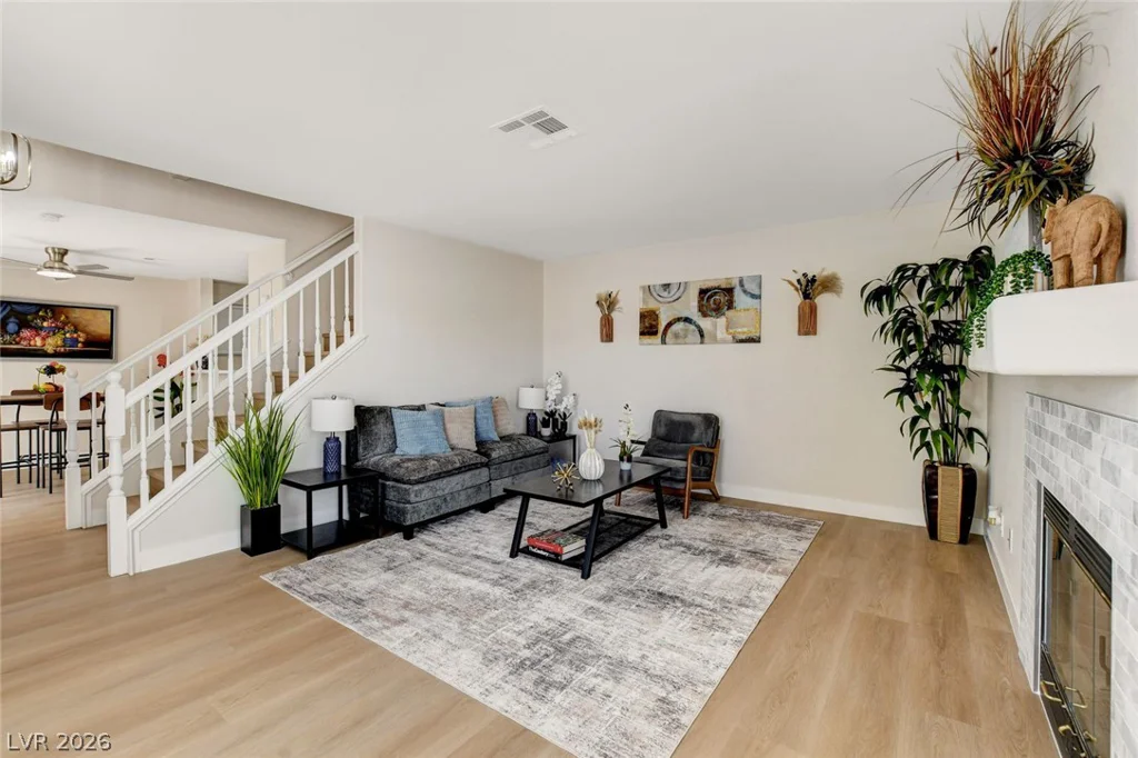 3923 Starfield, Las Vegas, NV 89147