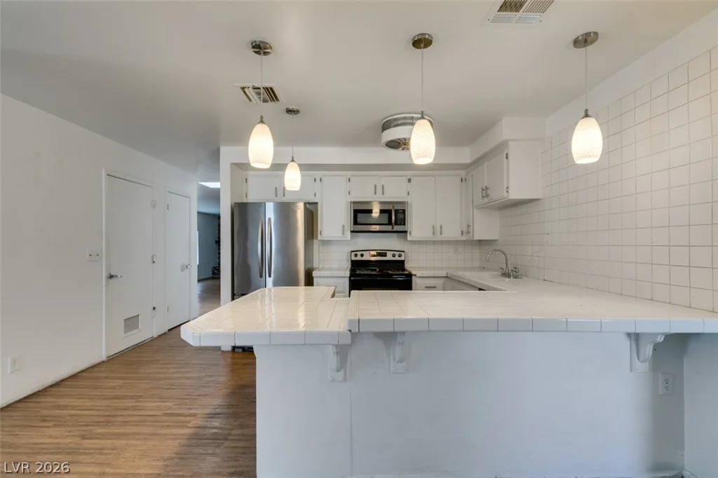 409 Estella, Las Vegas, NV 89107