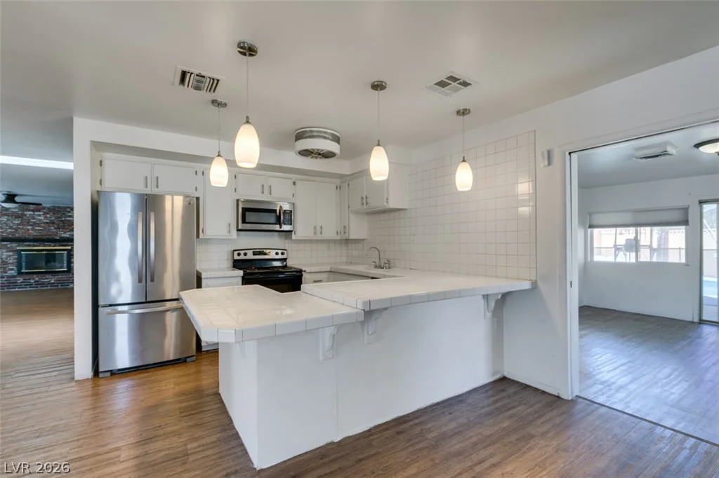 409 Estella, Las Vegas, NV 89107