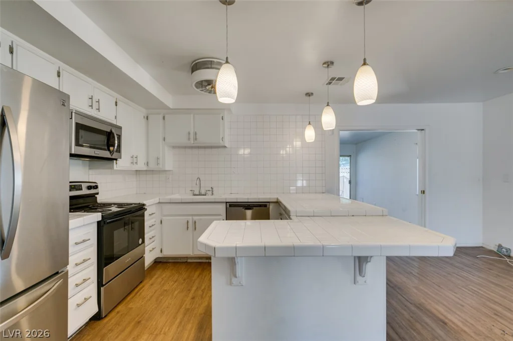 409 Estella, Las Vegas, NV 89107