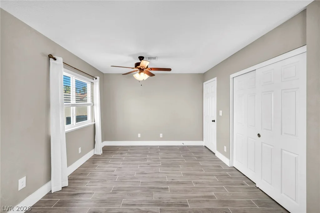 3249 Palmdesert, Las Vegas, NV 89120