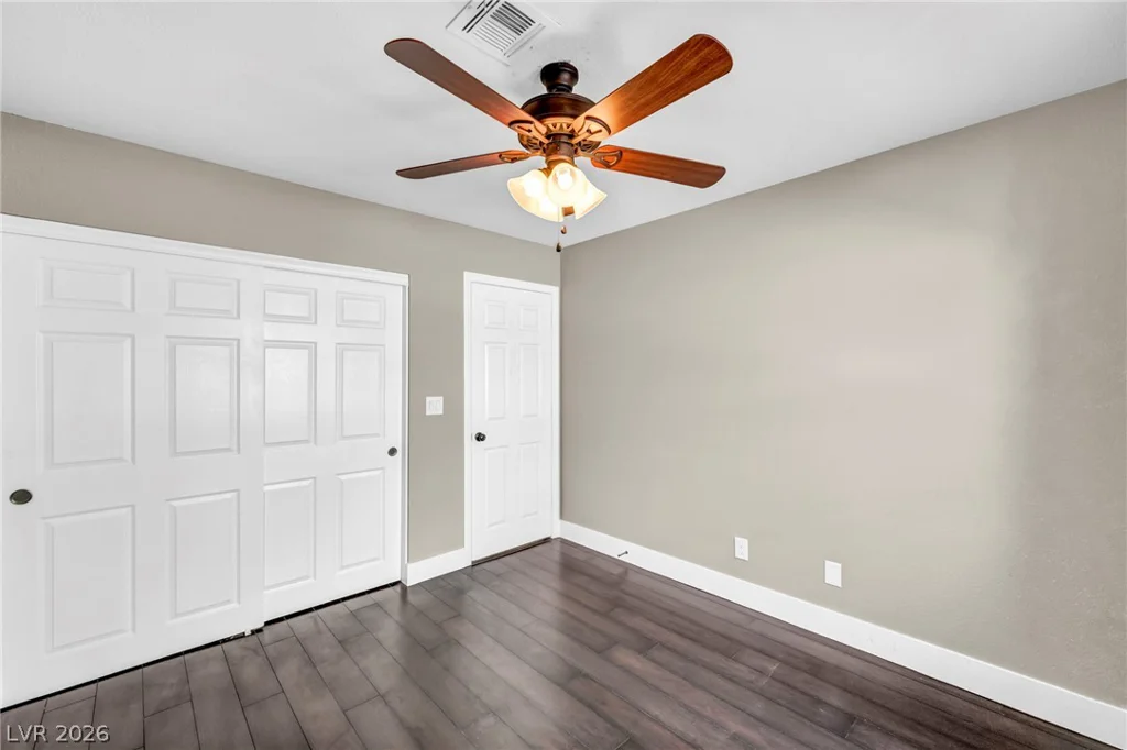 3249 Palmdesert, Las Vegas, NV 89120
