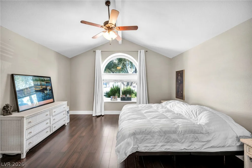 3249 Palmdesert, Las Vegas, NV 89120