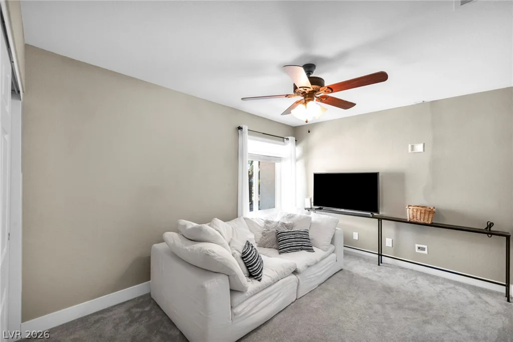 3249 Palmdesert, Las Vegas, NV 89120