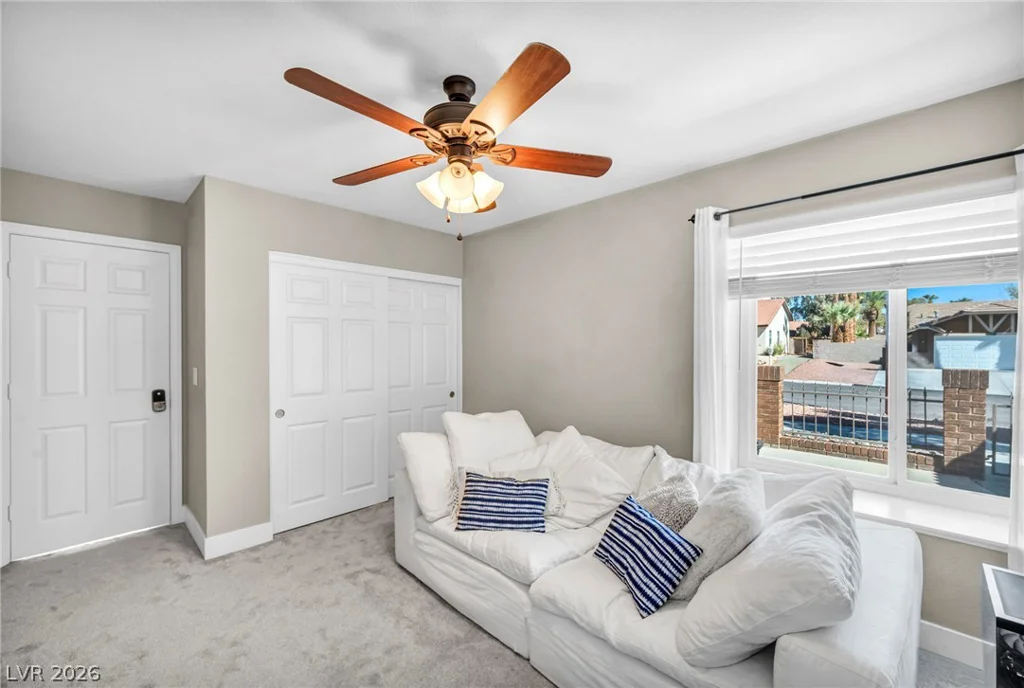 3249 Palmdesert, Las Vegas, NV 89120