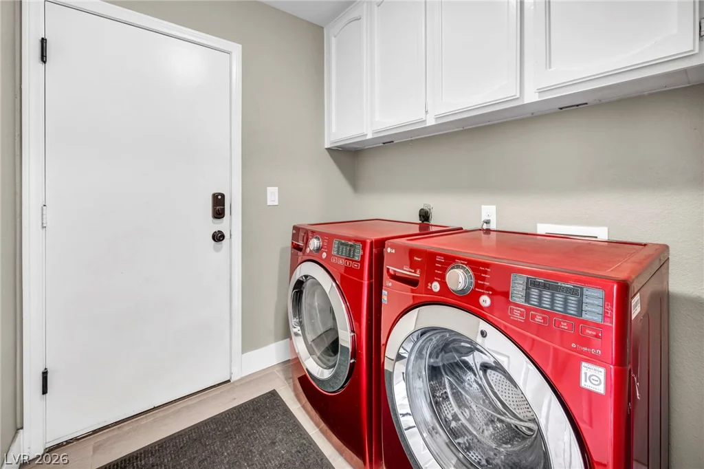 3249 Palmdesert, Las Vegas, NV 89120