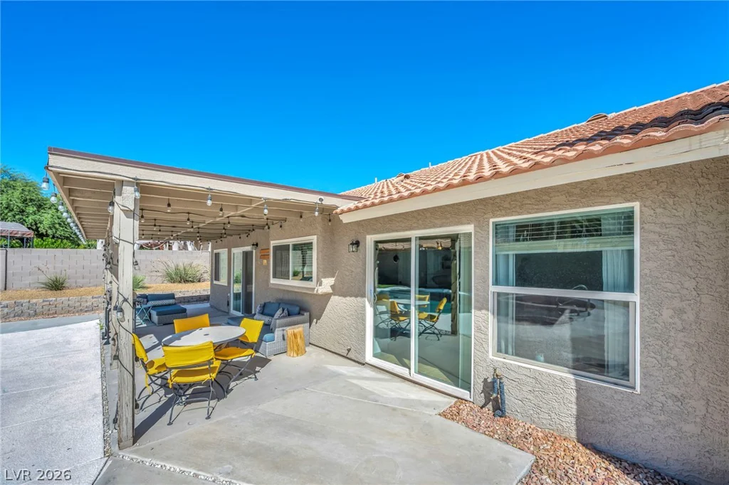 3249 Palmdesert, Las Vegas, NV 89120