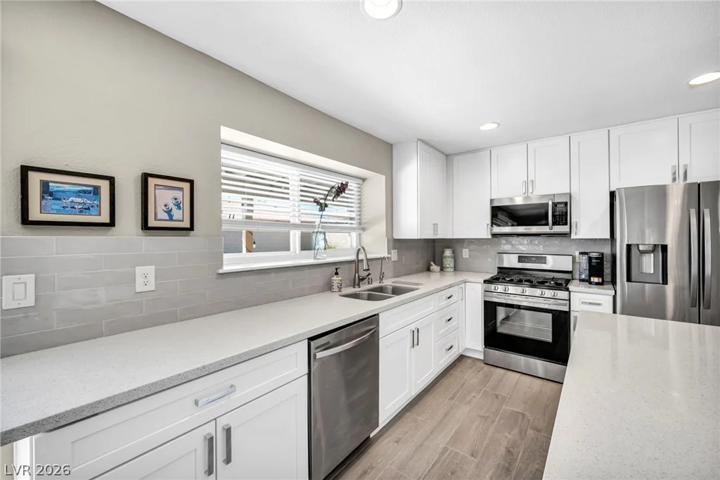 3249 Palmdesert, Las Vegas, NV 89120