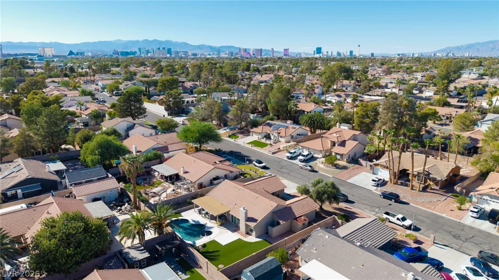3249 Palmdesert, Las Vegas, NV 89120