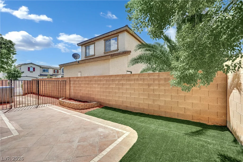 1240 Las Brisas, Henderson, NV 89074