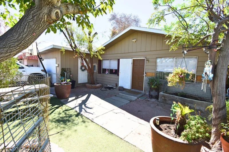5305 Camden, Las Vegas, NV 89122