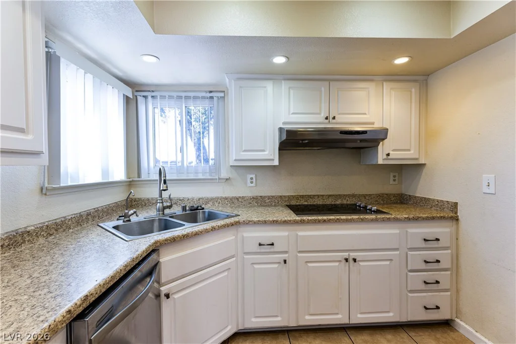817 Spyglass, Las Vegas, NV 89107