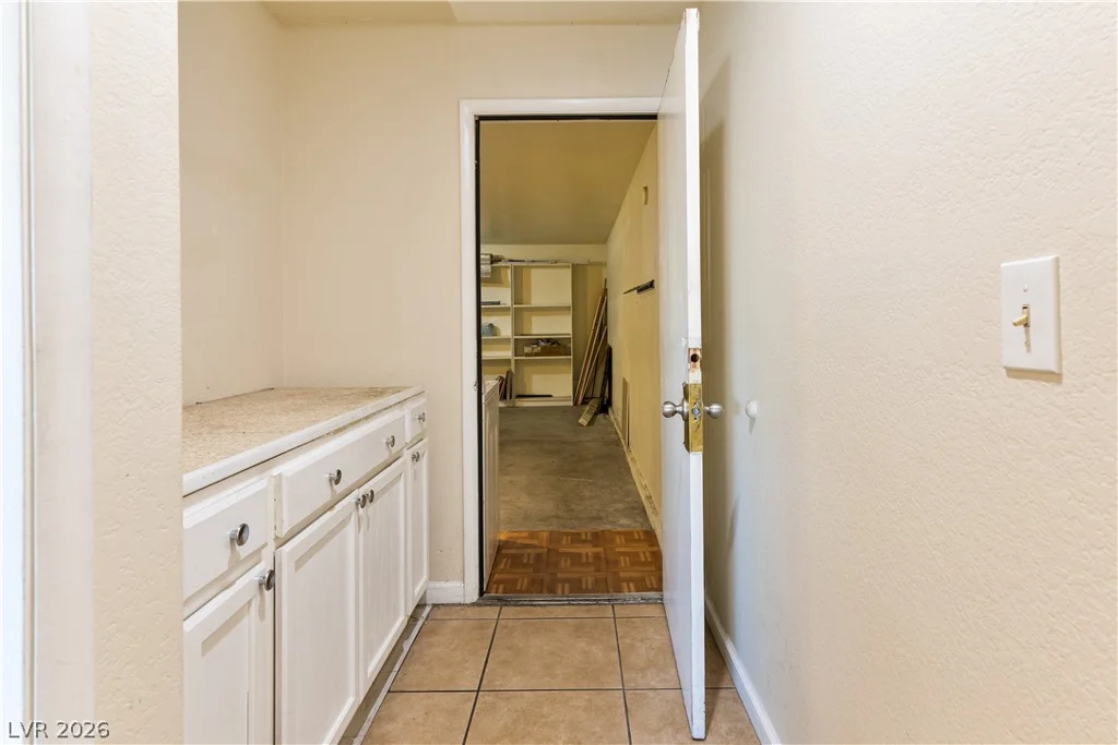 817 Spyglass, Las Vegas, NV 89107