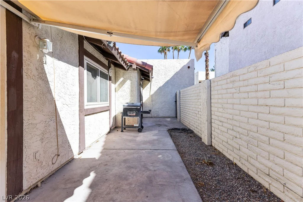817 Spyglass, Las Vegas, NV 89107
