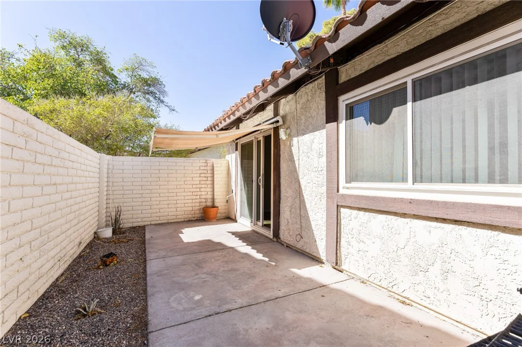 817 Spyglass, Las Vegas, NV 89107