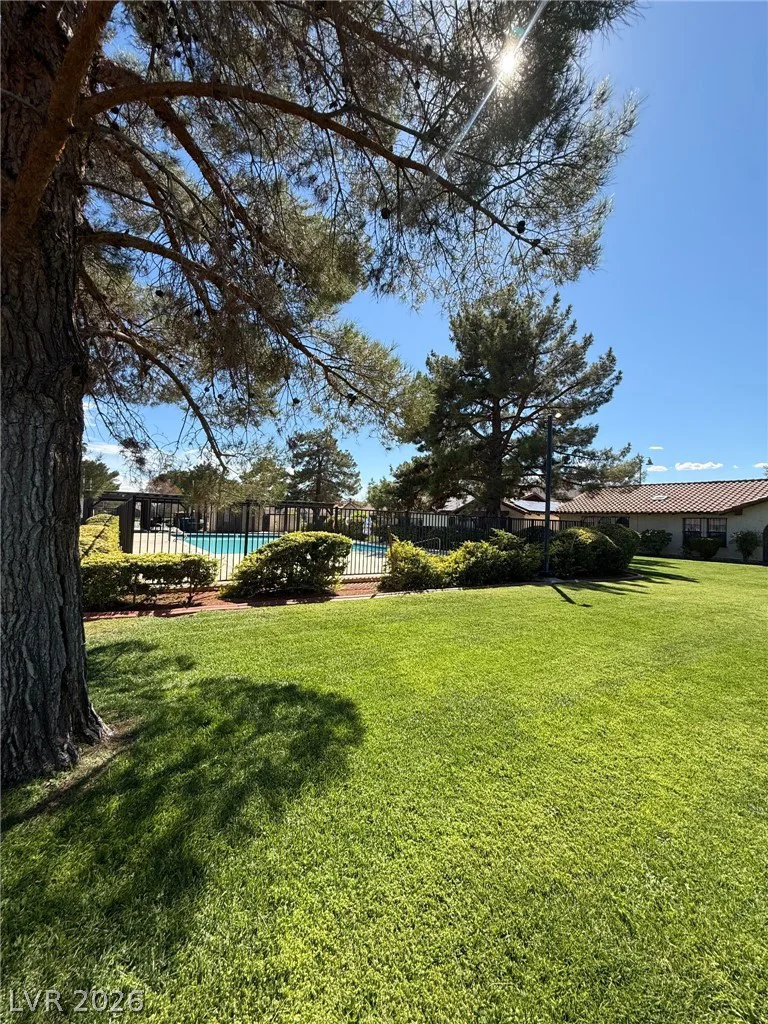 817 Spyglass, Las Vegas, NV 89107