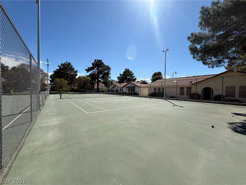 817 Spyglass, Las Vegas, NV 89107