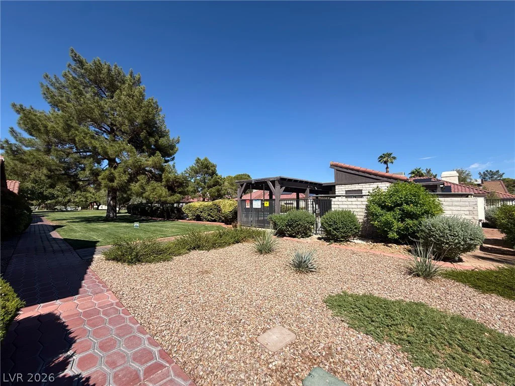 817 Spyglass, Las Vegas, NV 89107