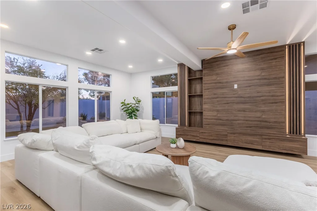 5719 Heather Breeze, Las Vegas, NV 89141