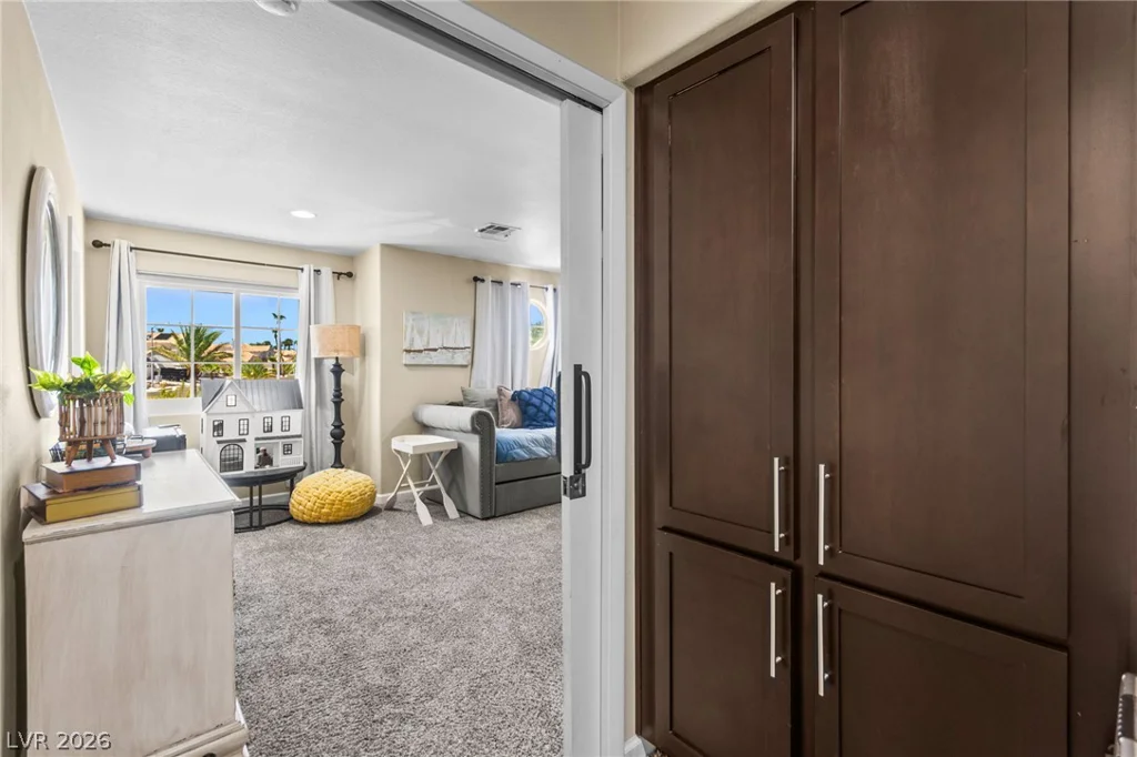 280 Willow Grove, Henderson, NV 89014