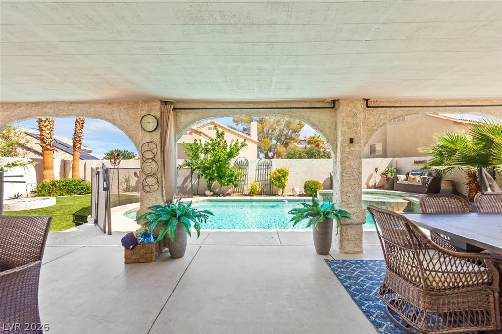 280 Willow Grove, Henderson, NV 89014