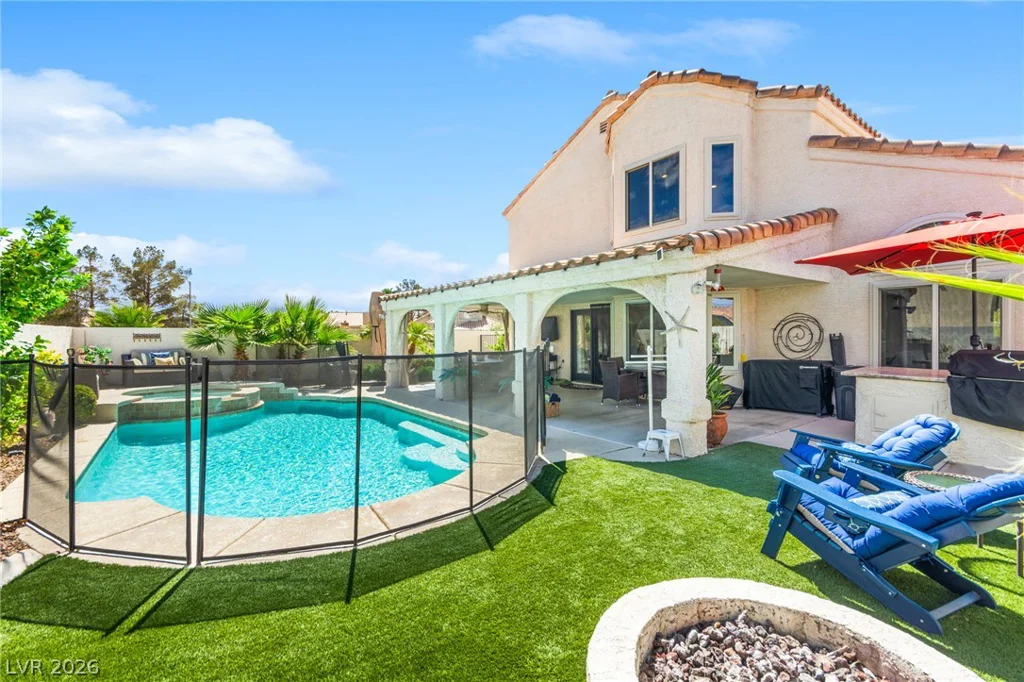280 Willow Grove, Henderson, NV 89014