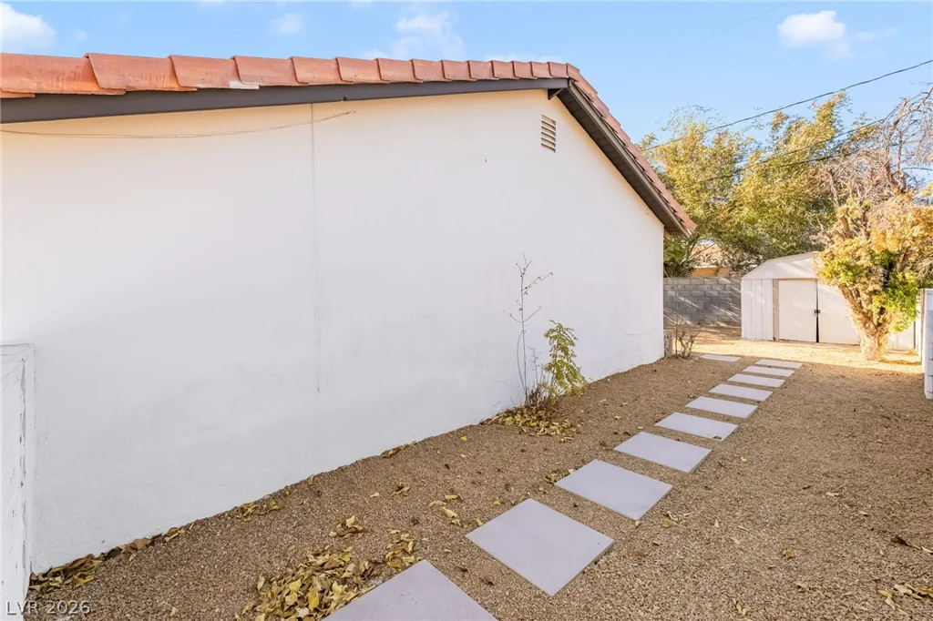 1813 Bracken, Las Vegas, NV 89104
