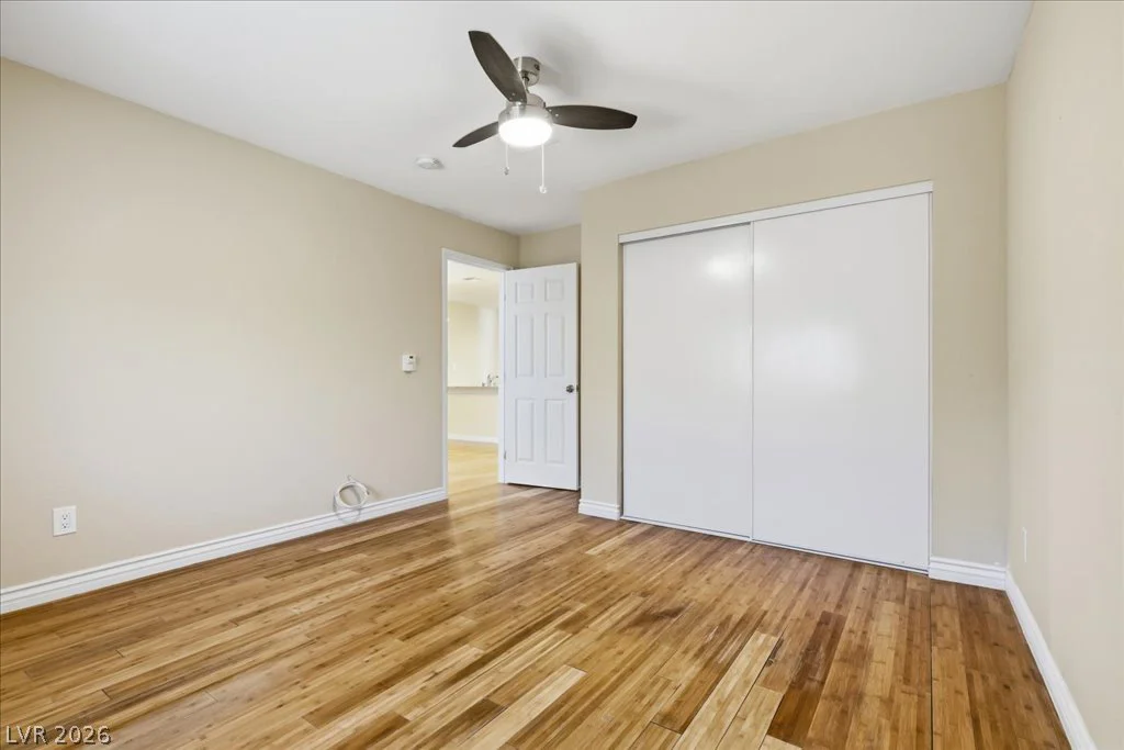 5656 Sea Breeze, Las Vegas, NV 89110