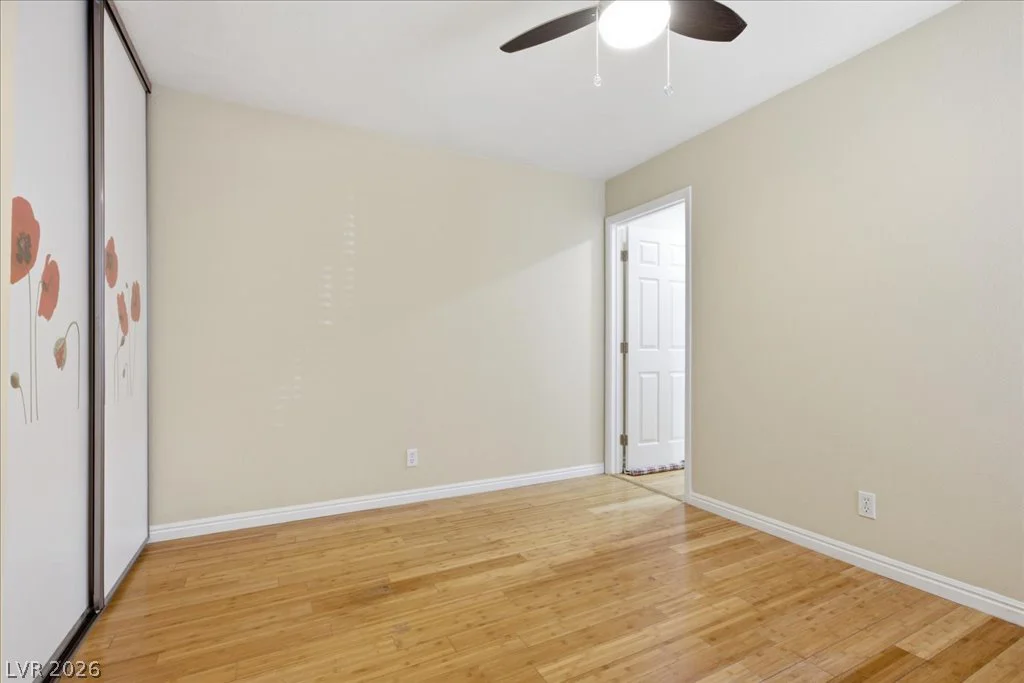 5656 Sea Breeze, Las Vegas, NV 89110
