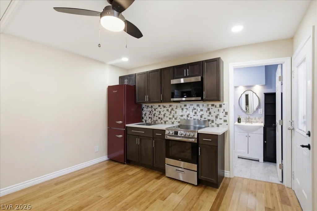 5656 Sea Breeze, Las Vegas, NV 89110