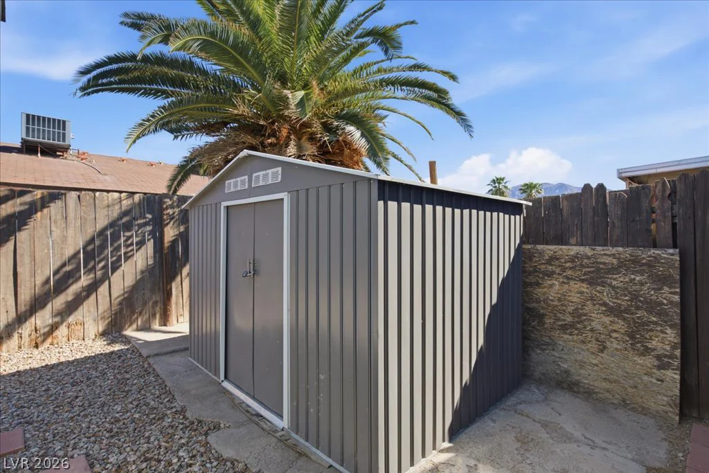 5656 Sea Breeze, Las Vegas, NV 89110