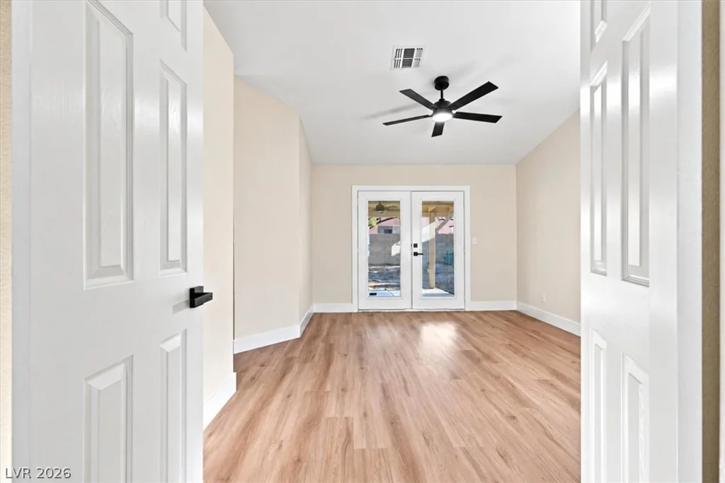 4517 La Madre, North Las Vegas, NV 89031