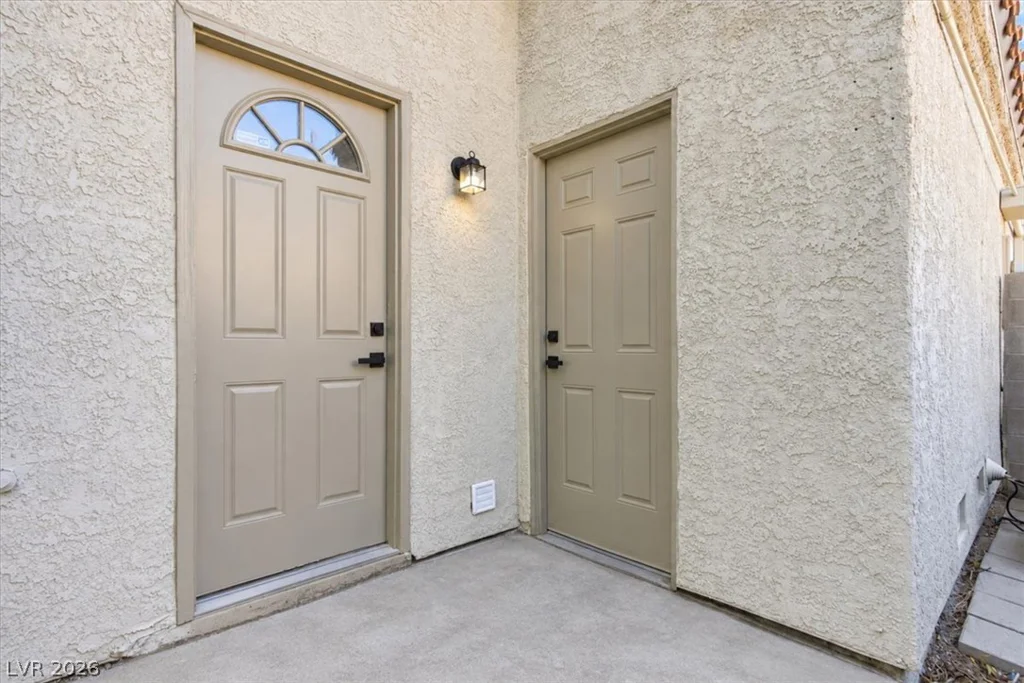 4517 La Madre, North Las Vegas, NV 89031