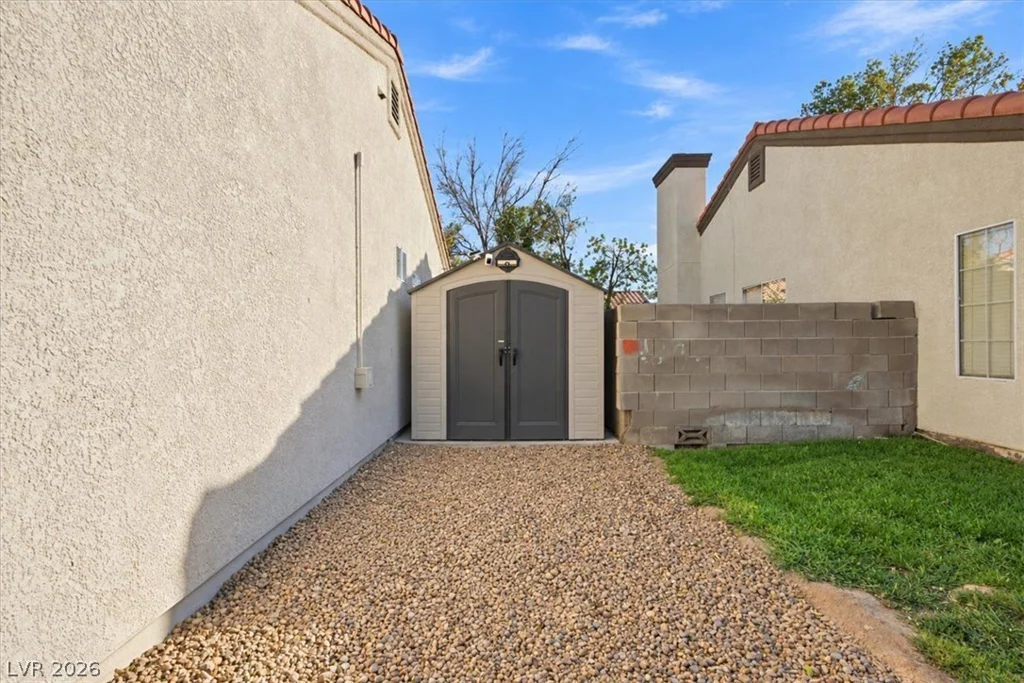 4517 La Madre, North Las Vegas, NV 89031
