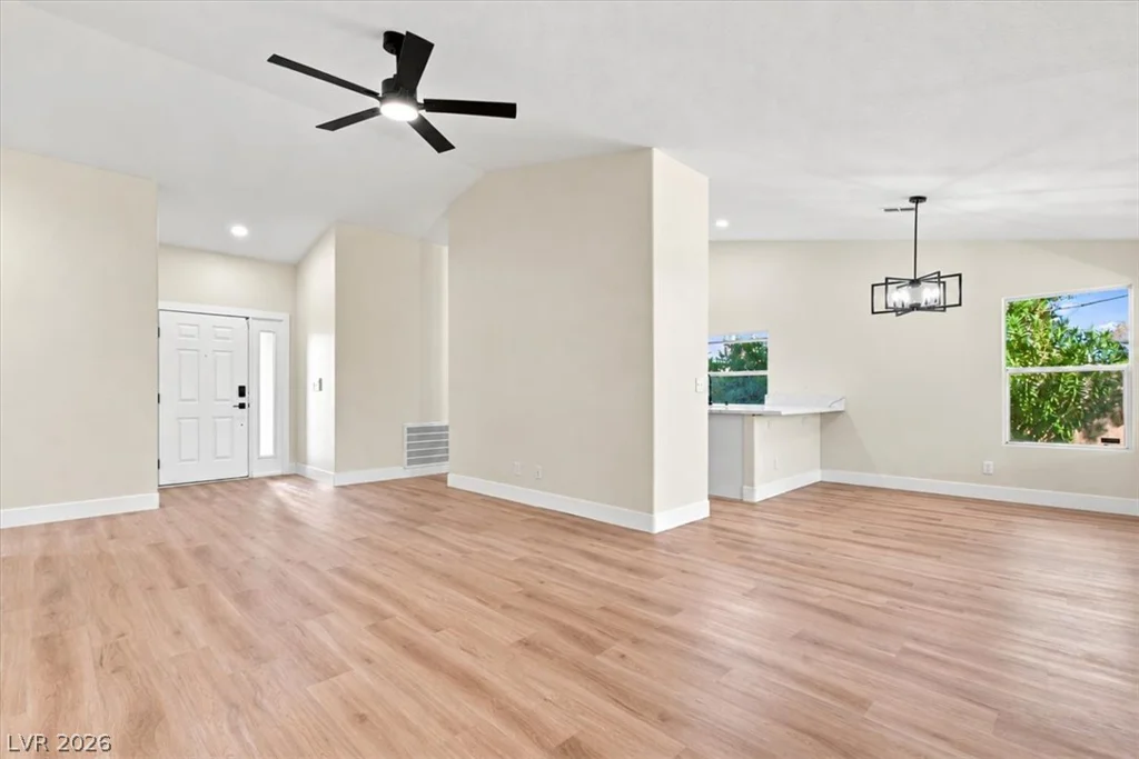 4517 La Madre, North Las Vegas, NV 89031