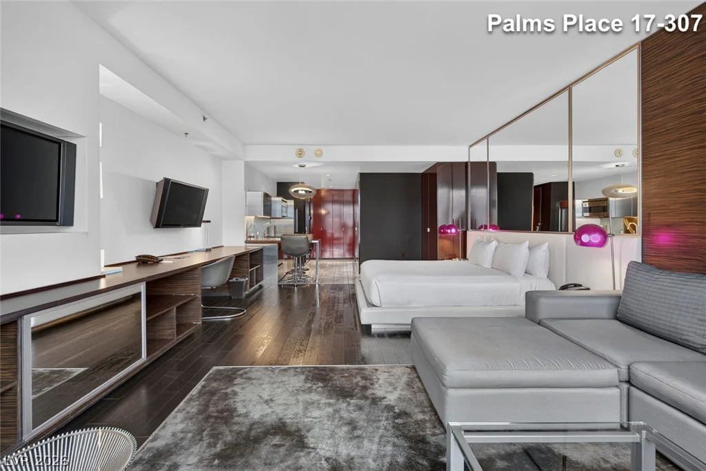 4381 Flamingo, Las Vegas, NV 89103