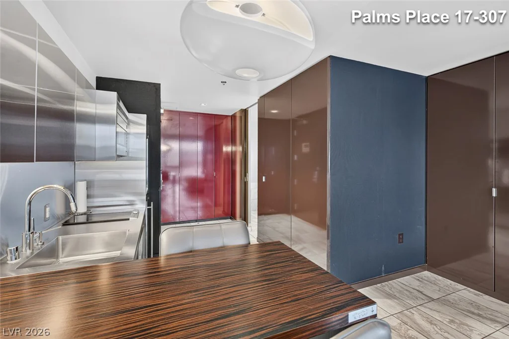 4381 Flamingo, Las Vegas, NV 89103