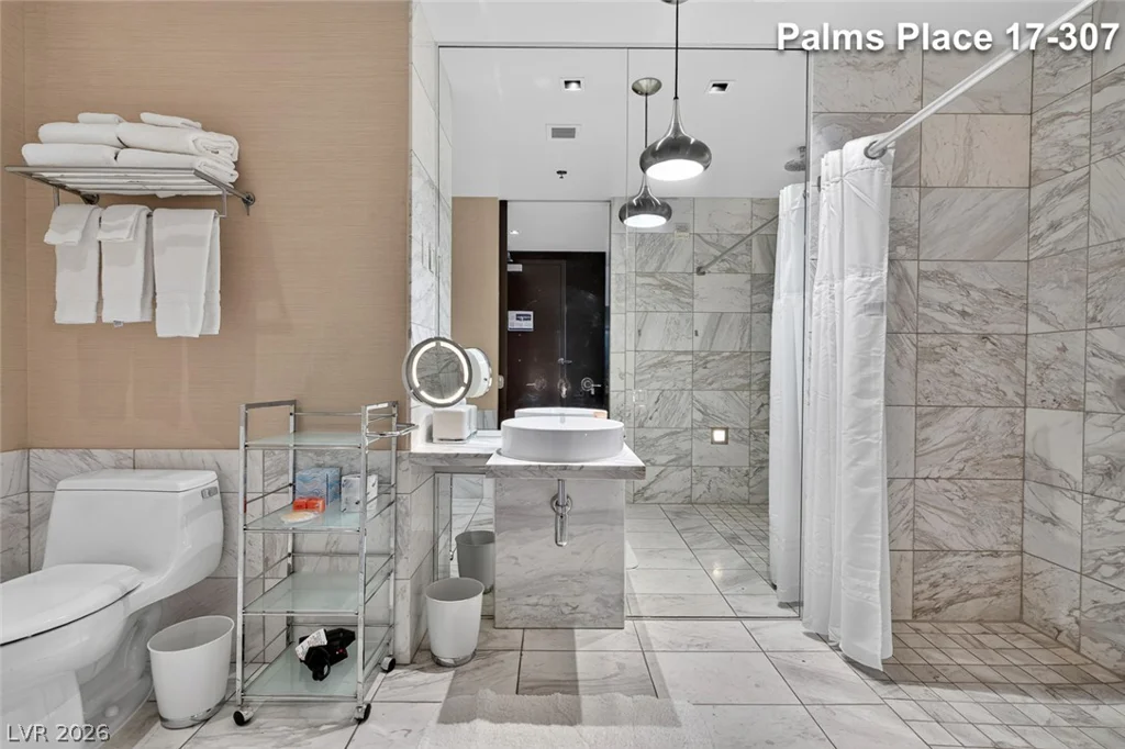 4381 Flamingo, Las Vegas, NV 89103