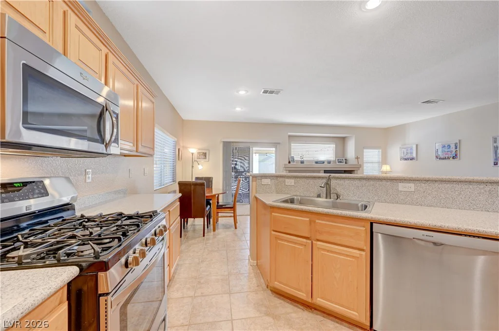 10255 Songsparrow, Las Vegas, NV 89135