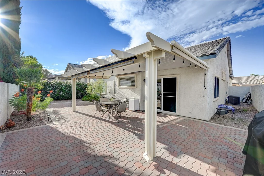 10255 Songsparrow, Las Vegas, NV 89135