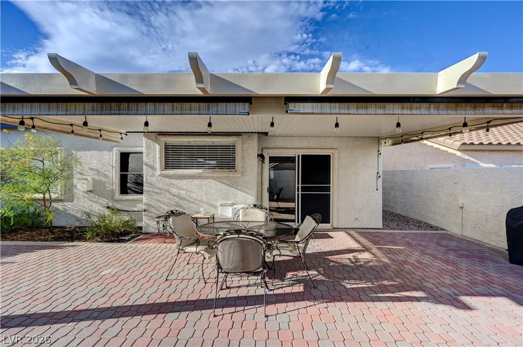 10255 Songsparrow, Las Vegas, NV 89135