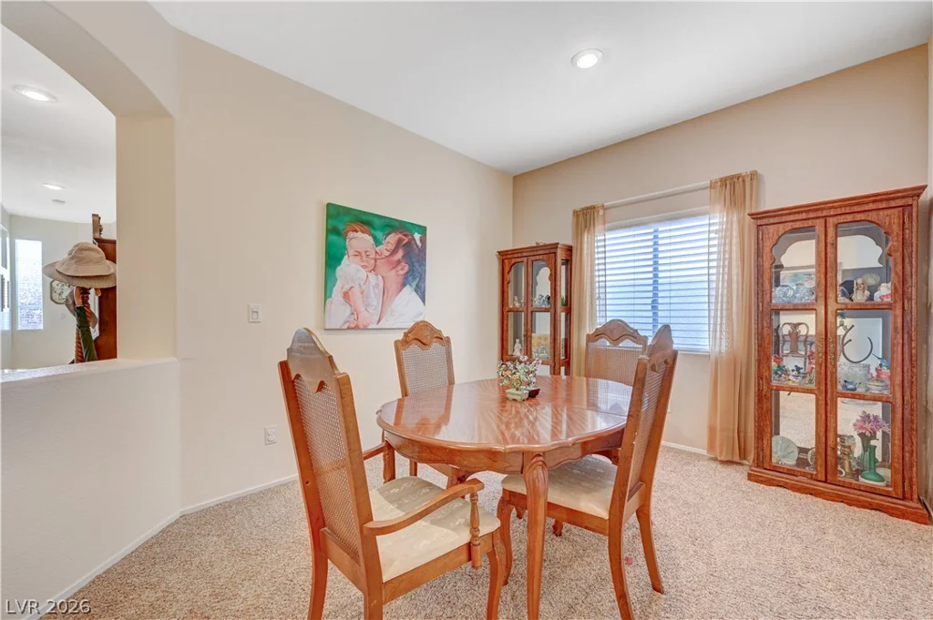 10255 Songsparrow, Las Vegas, NV 89135