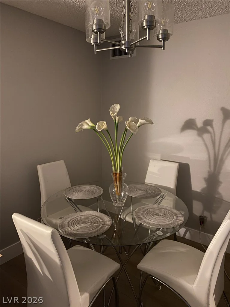 750 Royal Crest, Las Vegas, NV 89169