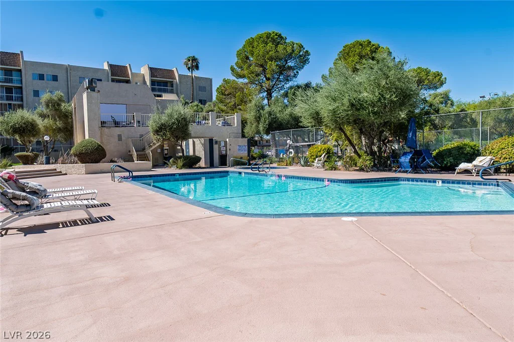 750 Royal Crest, Las Vegas, NV 89169